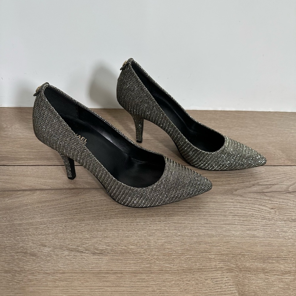 MICHAEL Michael Kors Glittering Black and Silver Heels